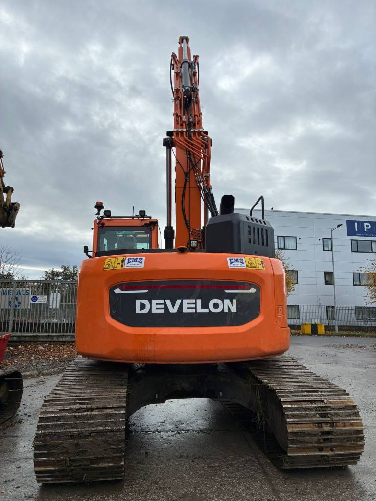 Develon DX235LCR-7