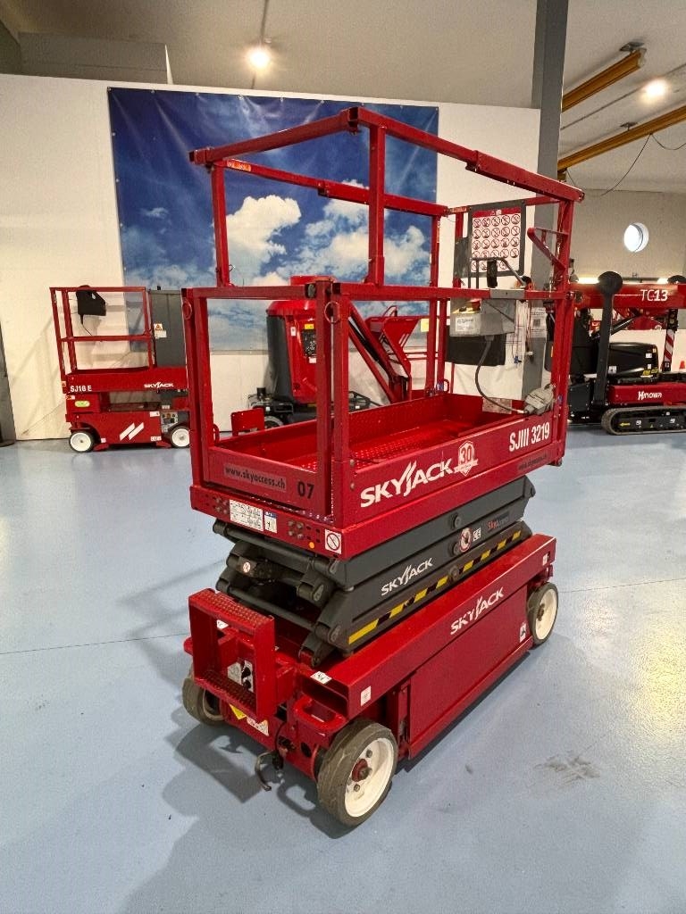 SkyJack SJIII 3219 image