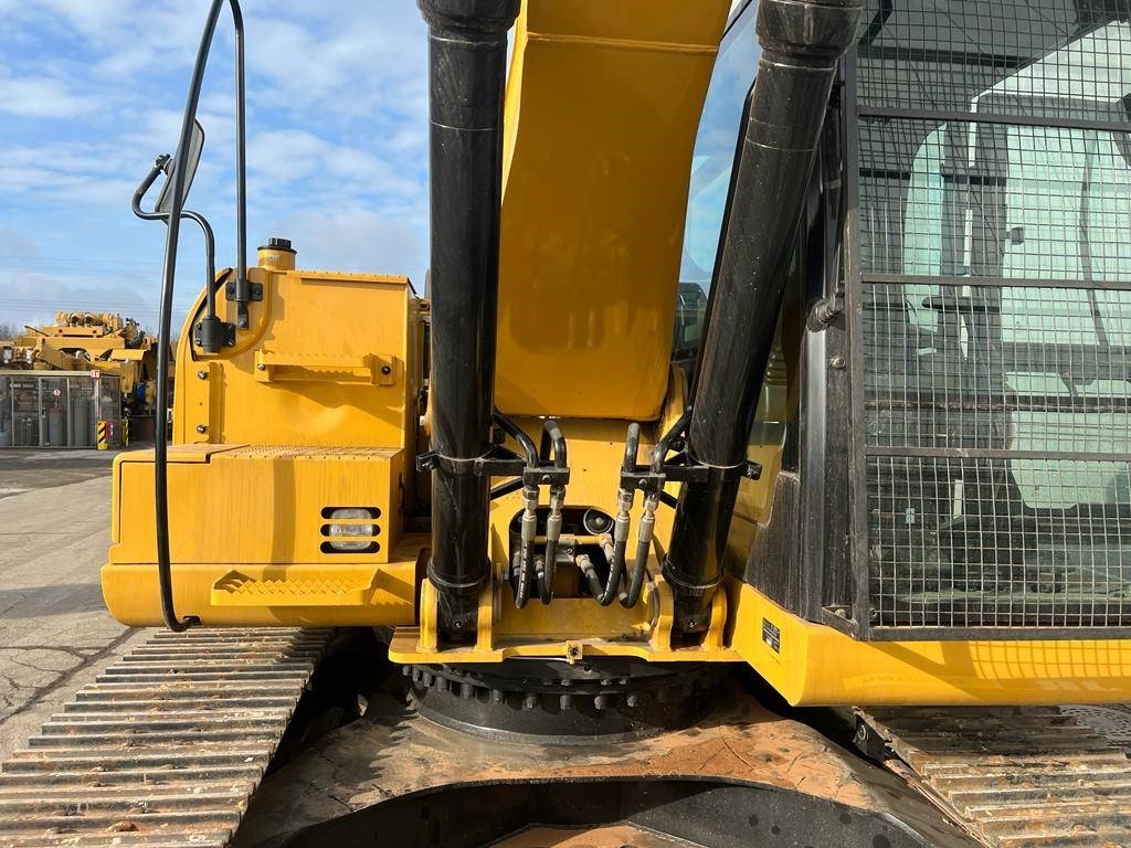 CAT 320 D3 GC