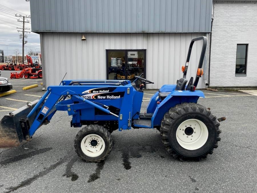 New Holland TC30