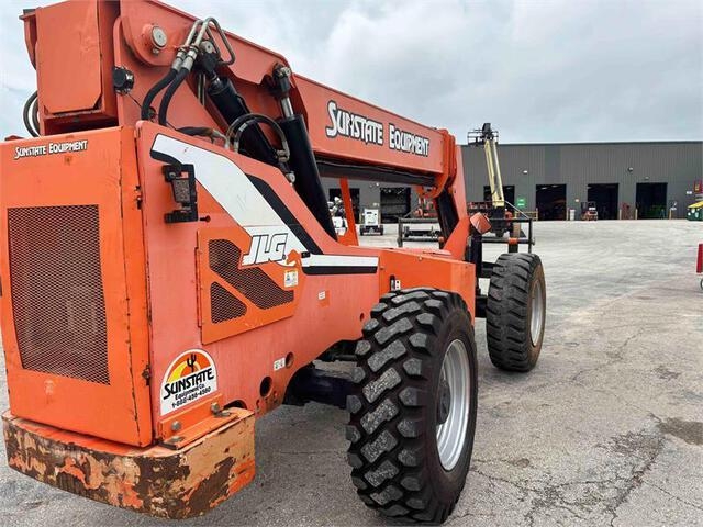 SkyTrak 8042