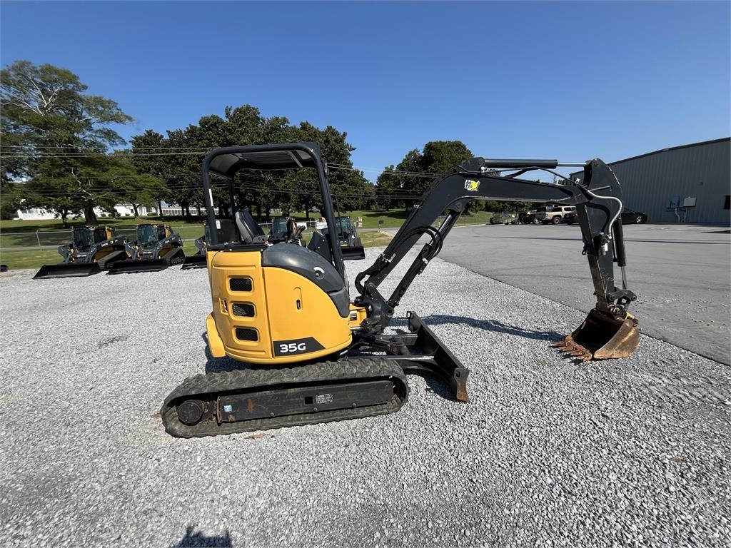 Small & Mini Excavators For Sale | Ritchie List