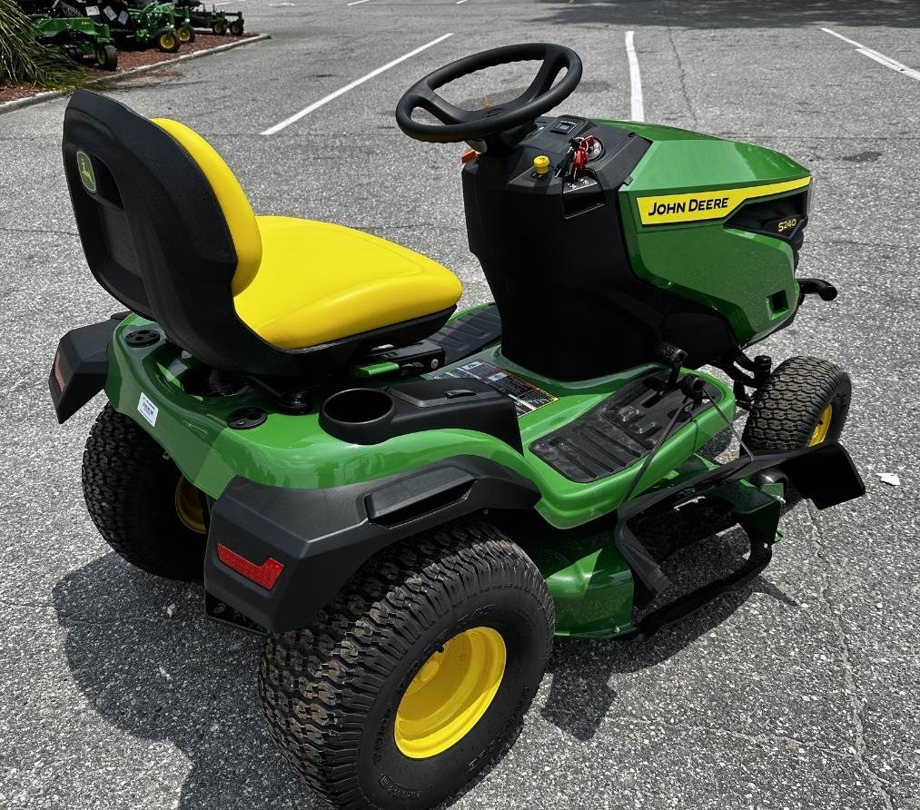 John Deere S240