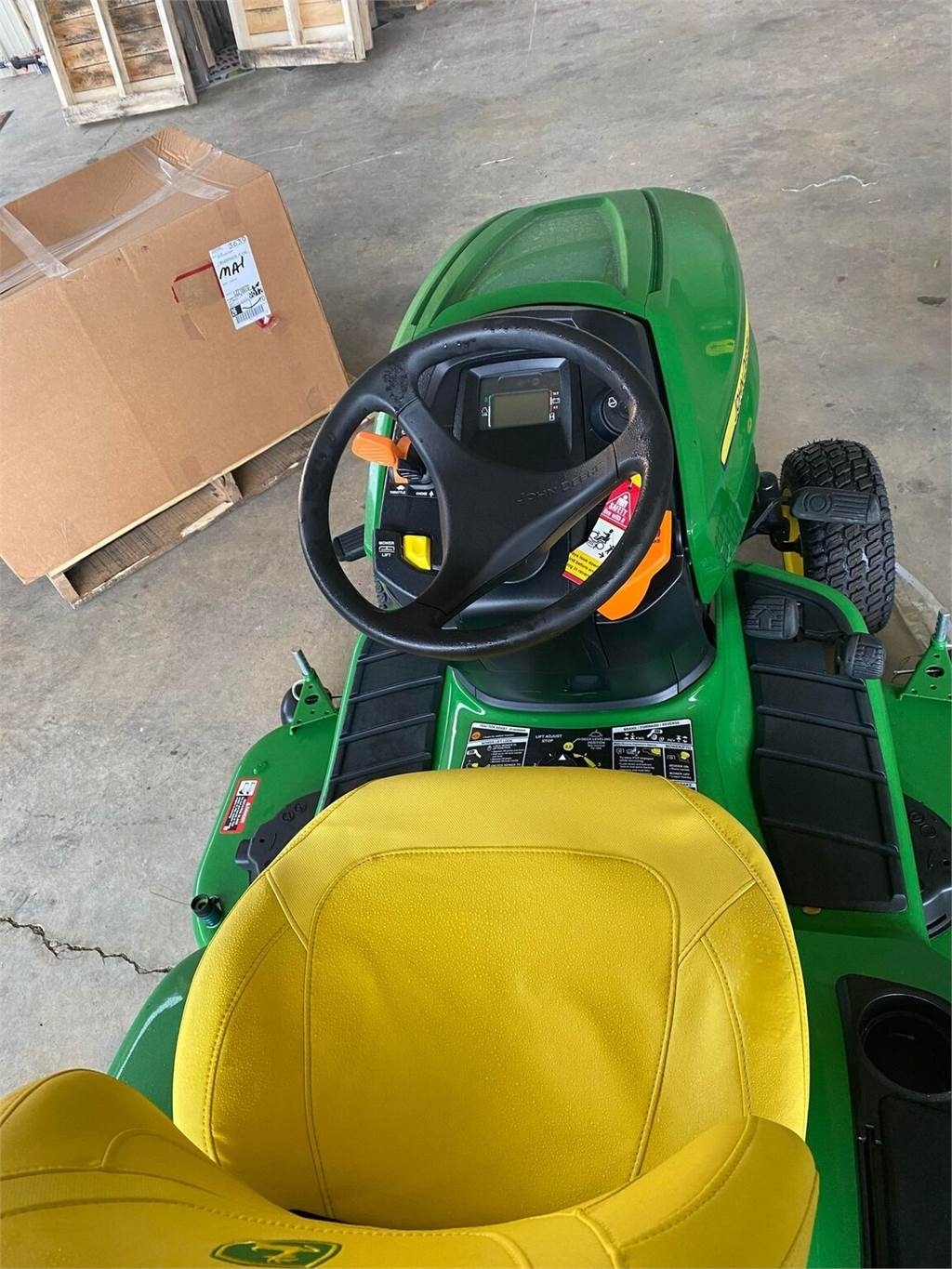 John Deere X380