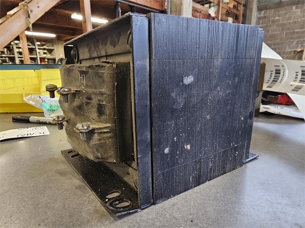 [Other] HAMMOND MANUFACTURING 135666