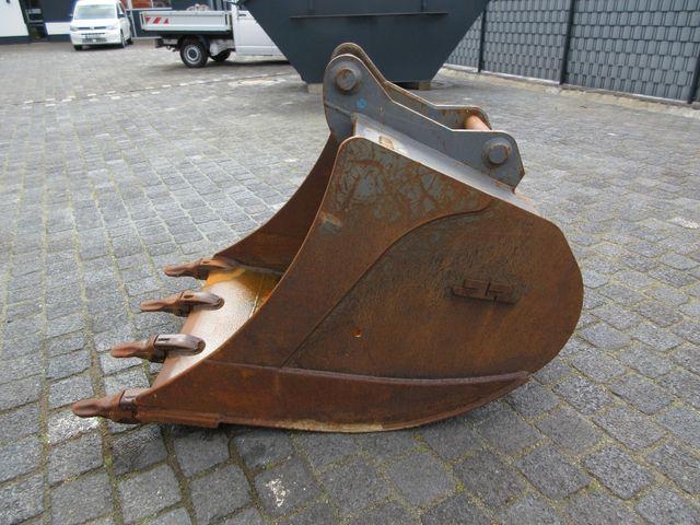 2018 Futura S60-45246118