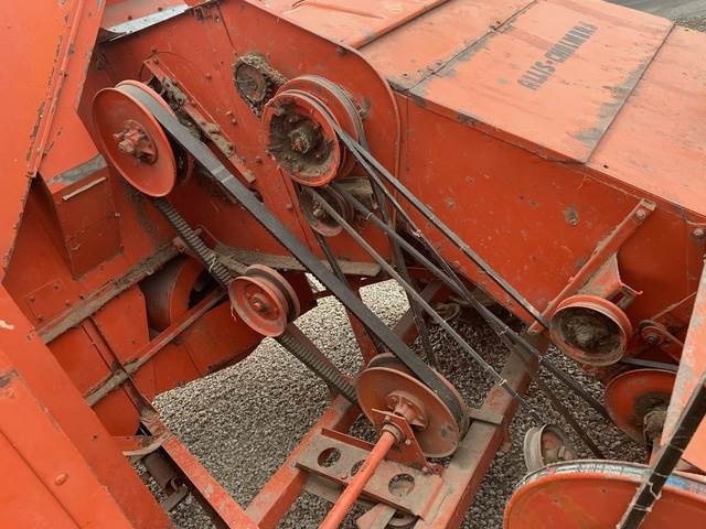 Allis Chalmers 90 Pull Type Combine, :Misc. Construction Attachment, Construction