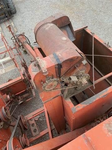 Allis Chalmers 90 Pull Type Combine, :Misc. Construction Attachment, Construction