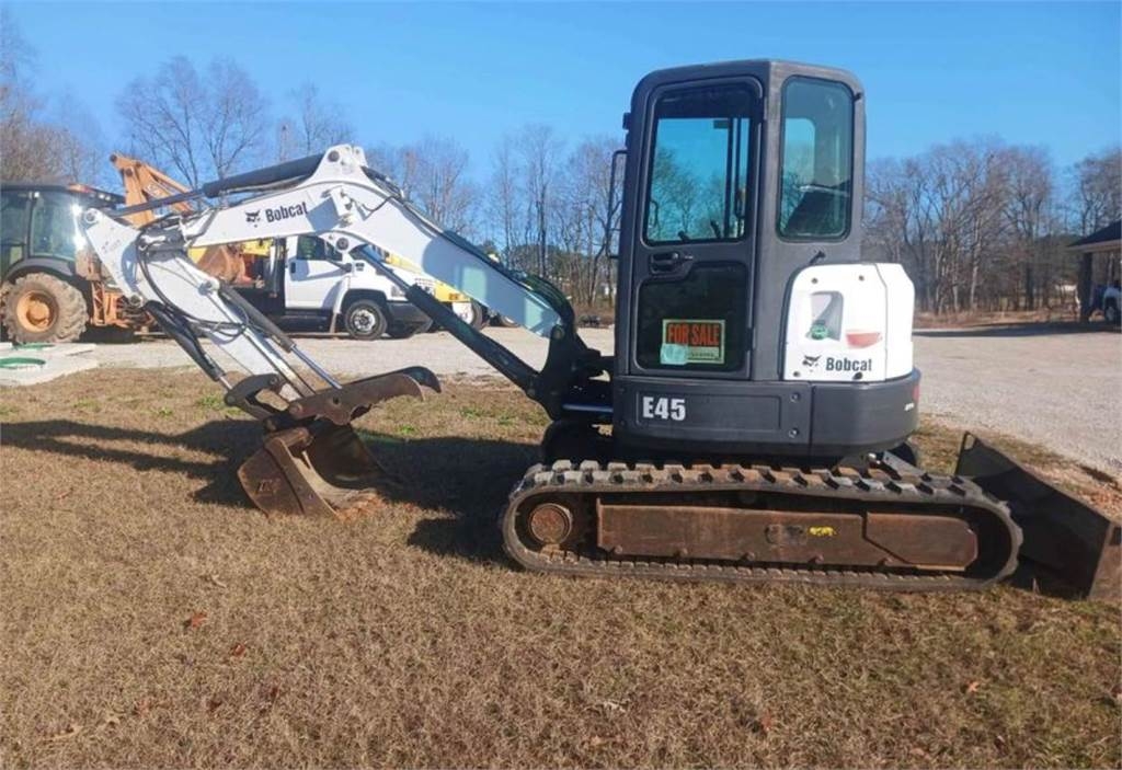 Bobcat E45