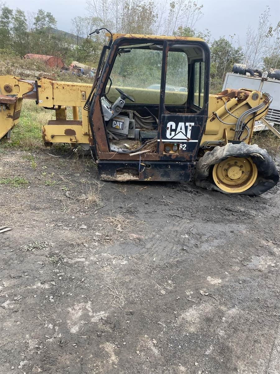 Caterpillar TH82