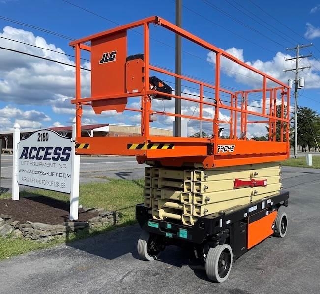 JLG R4045