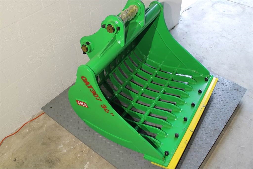JM Attachments JMA Skeleton Bucket 36" (Bolt on Edge