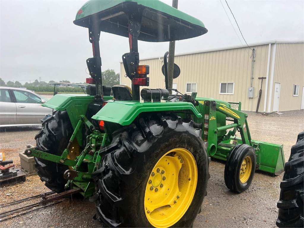 John Deere 5045E