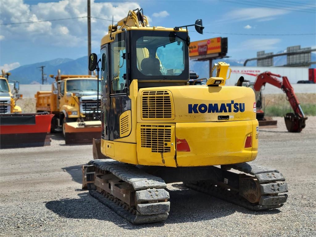 KOMATSU コマツ　PC 88MR Komatsu's new PC88MR-11 excavator delivers higher productivity