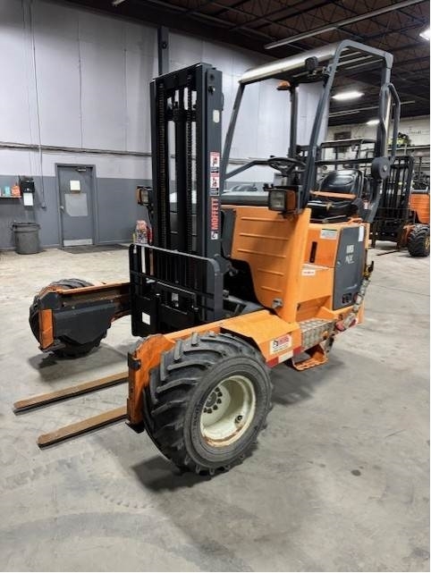 Moffett -- Cargotec, Inc. M8 55.3NX, :Misc. Construction Attachment, Construction