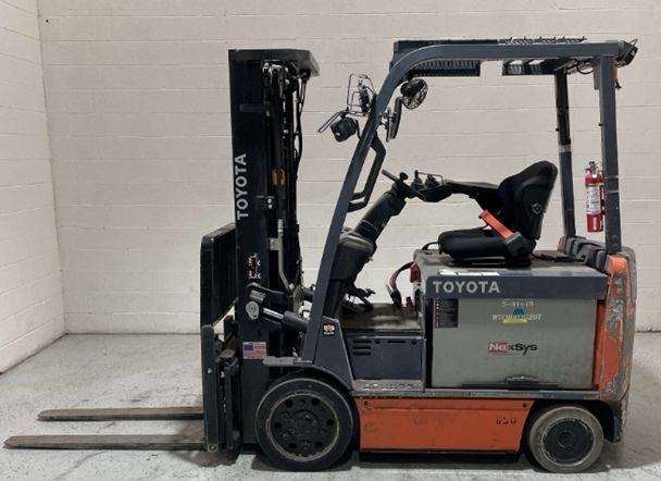 Toyota Industrial Equipment Mfg. 8FBCU32, :Misc. Construction Attachment, Construction