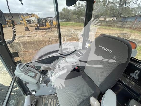 Hitachi ZX65USB-6