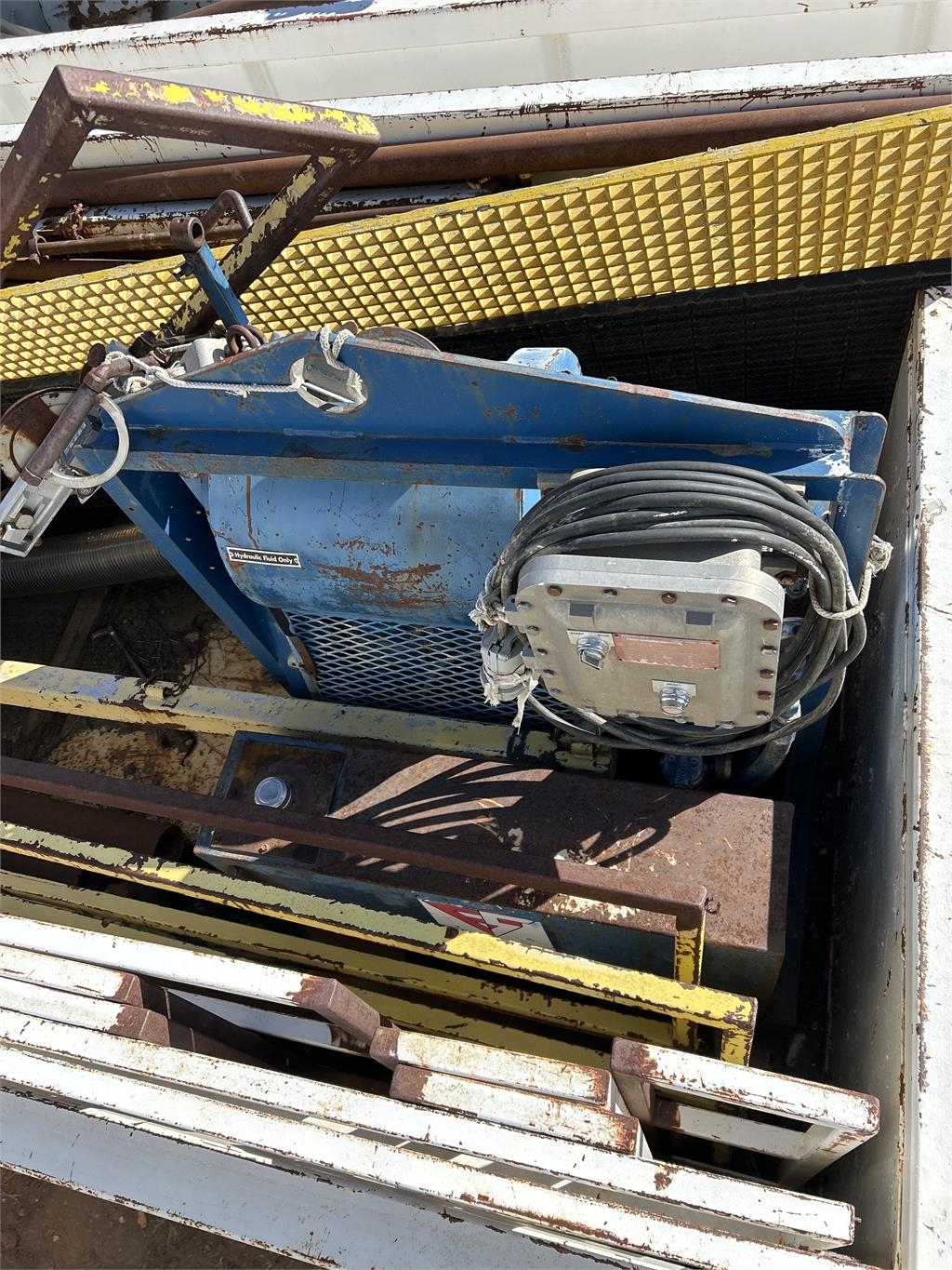 [Other] JUNK BASKET