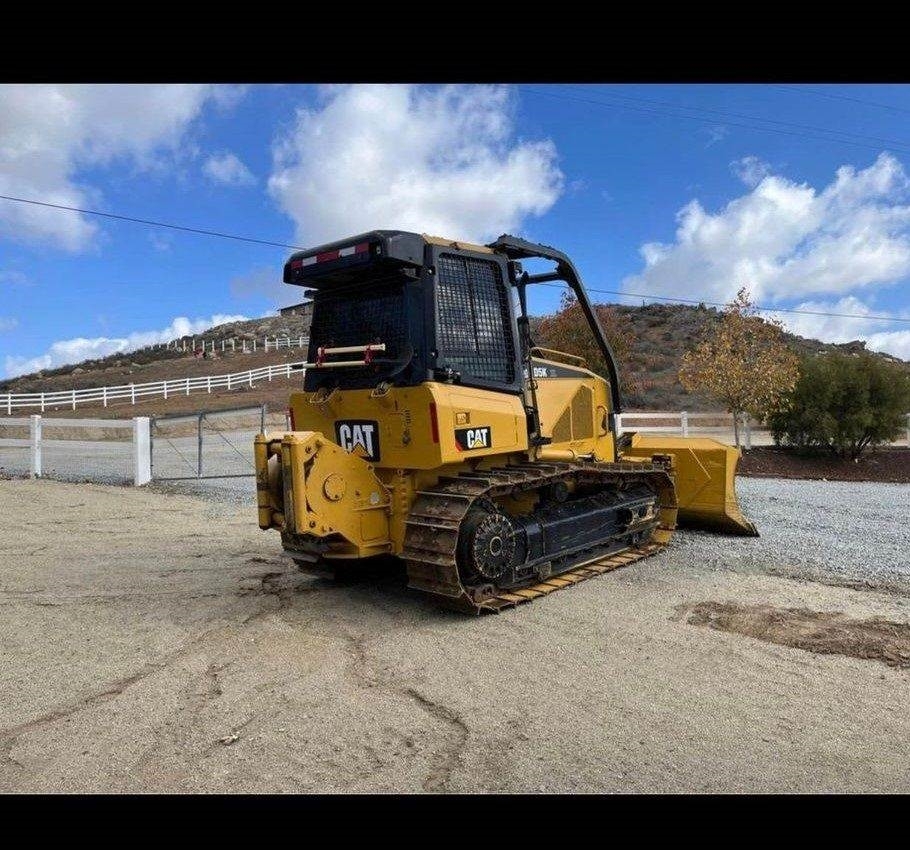 【Cat D11R トラック】 黄色 未開封 トラクター コレクター Cat D11R トラック】 黄色 未開封 トラクター コレクター - メルカリ