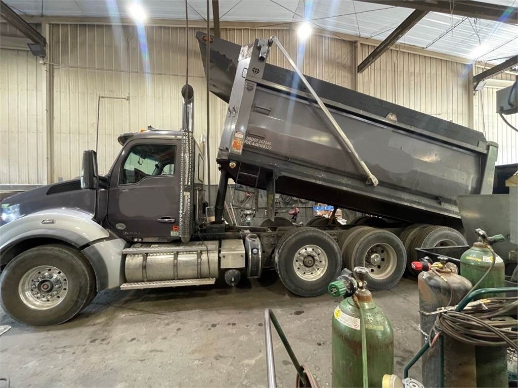 Kenworth Single Axle Dump Trucks & 1 Ton Dump Trucks Ritchie List