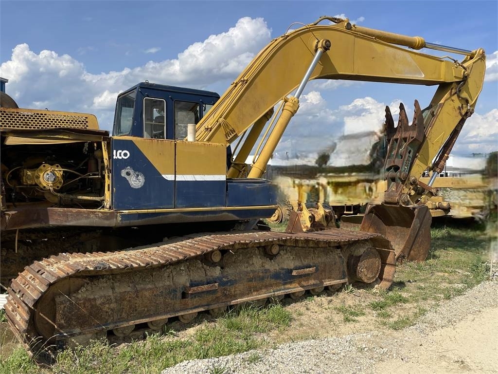 Kobelco K909 LC-II