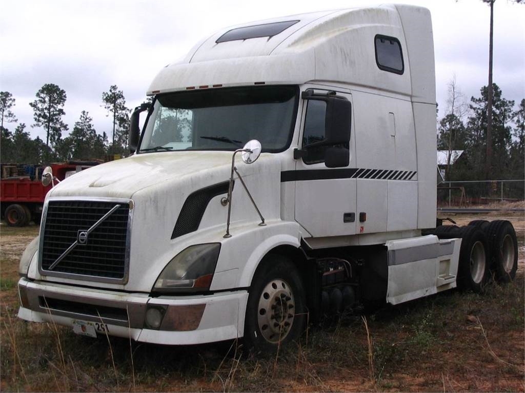 Volvo vnl 64t