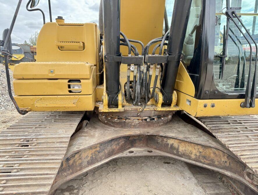 CAT 324DLN