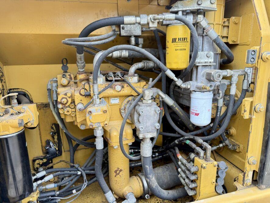 CAT 324DLN