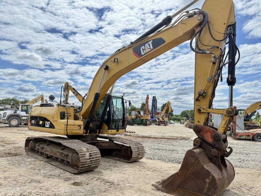 CAT 324DLN