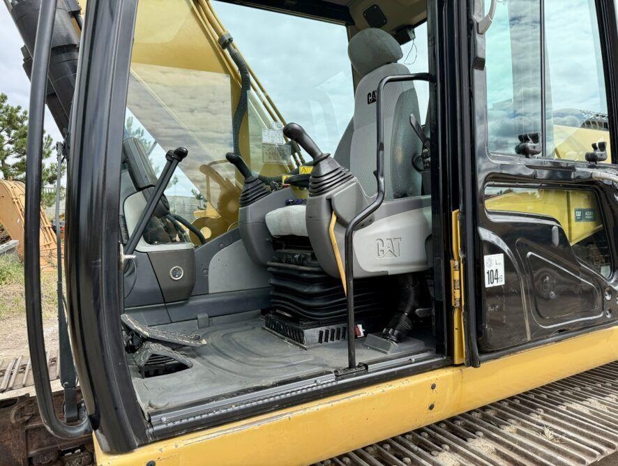 CAT 324DLN