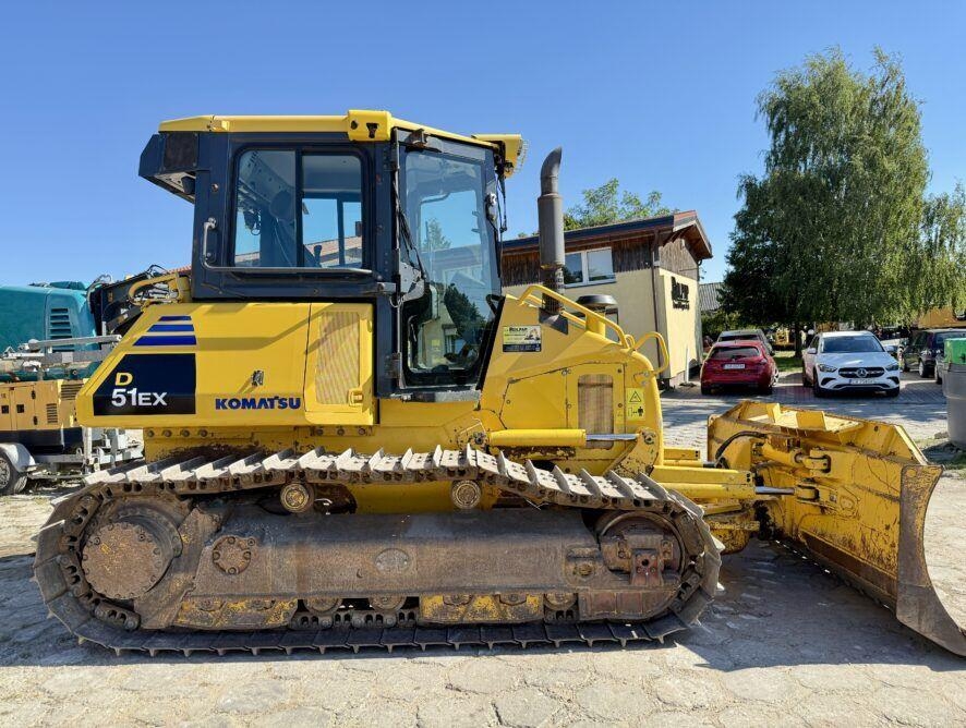 Komatsu D51EX-22