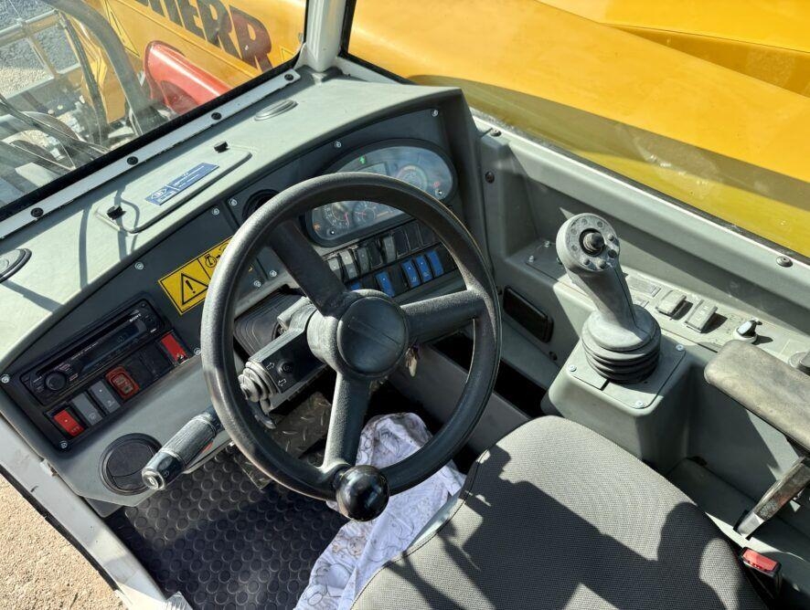 Liebherr TL451-13