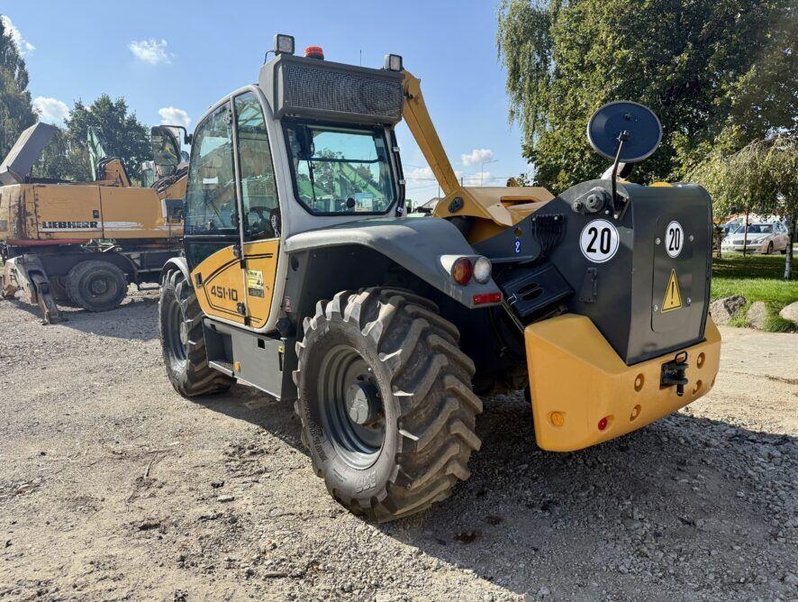 Liebherr TL451-13