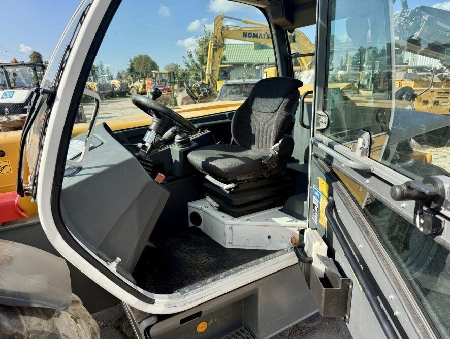 Liebherr TL451-13