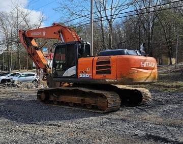 Used Trackhoes & Excavators For Sale | Ritchie List