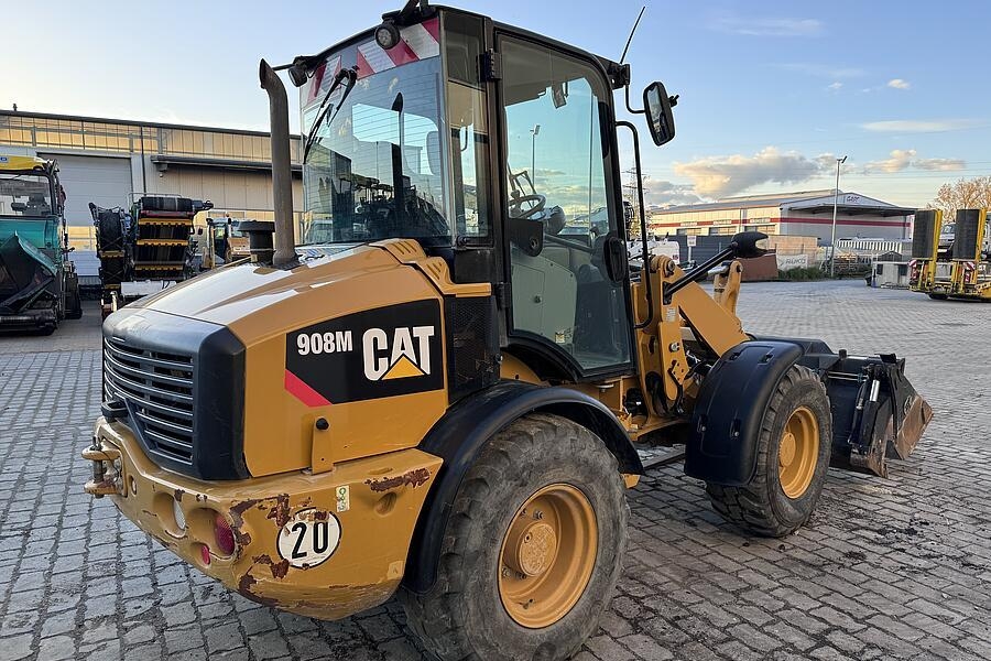CAT 908 M