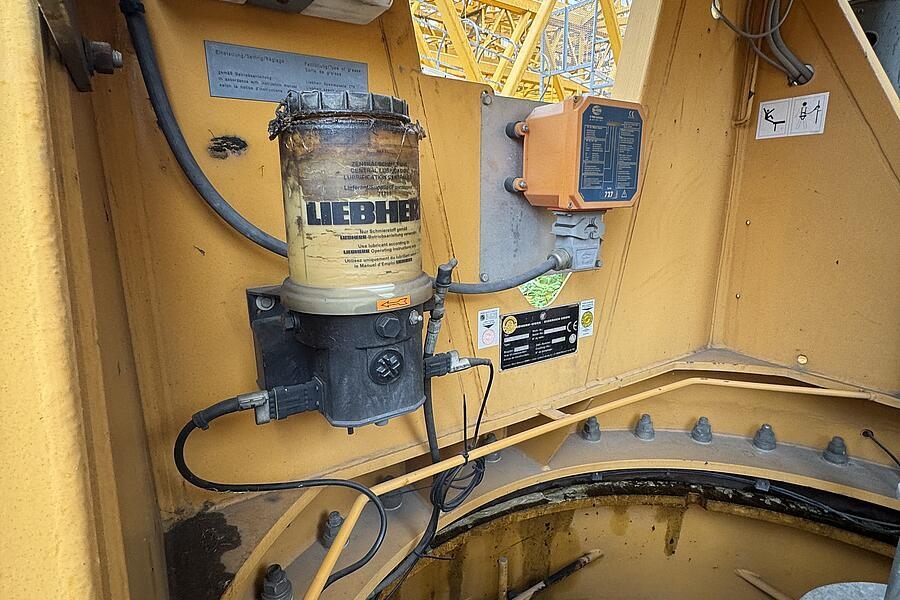 Liebherr 140 EC-H 6 Litr.