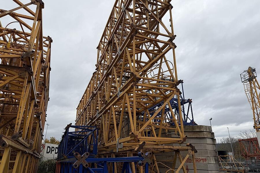 Liebherr 140 EC-H 6 Litr.