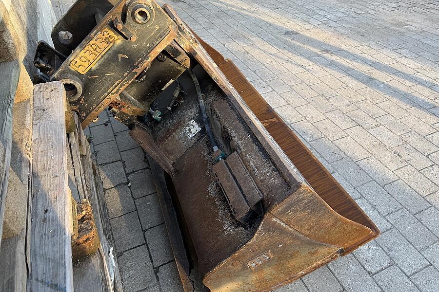 Liebherr GRL 2000 - Likufix SW 48