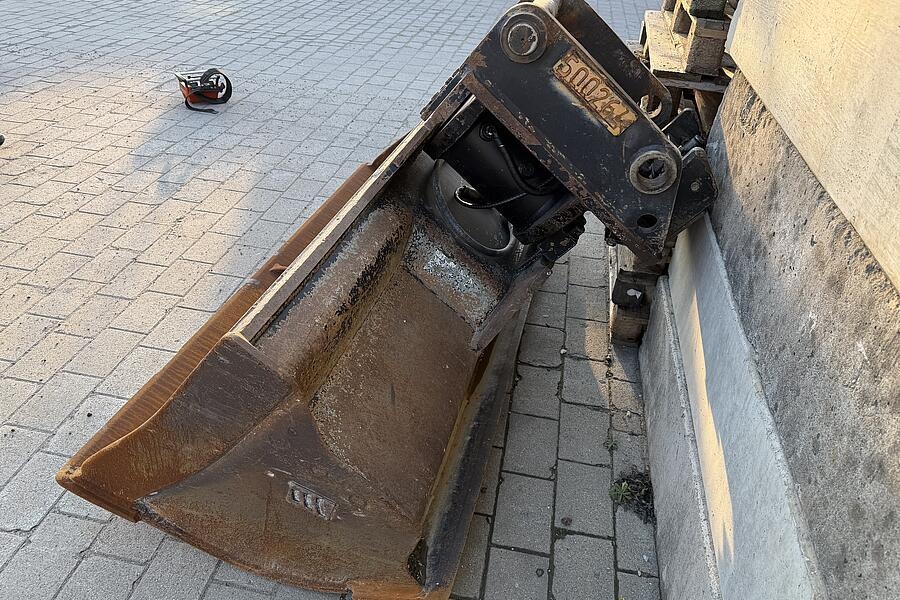 Liebherr GRL 2000 - Likufix SW 48