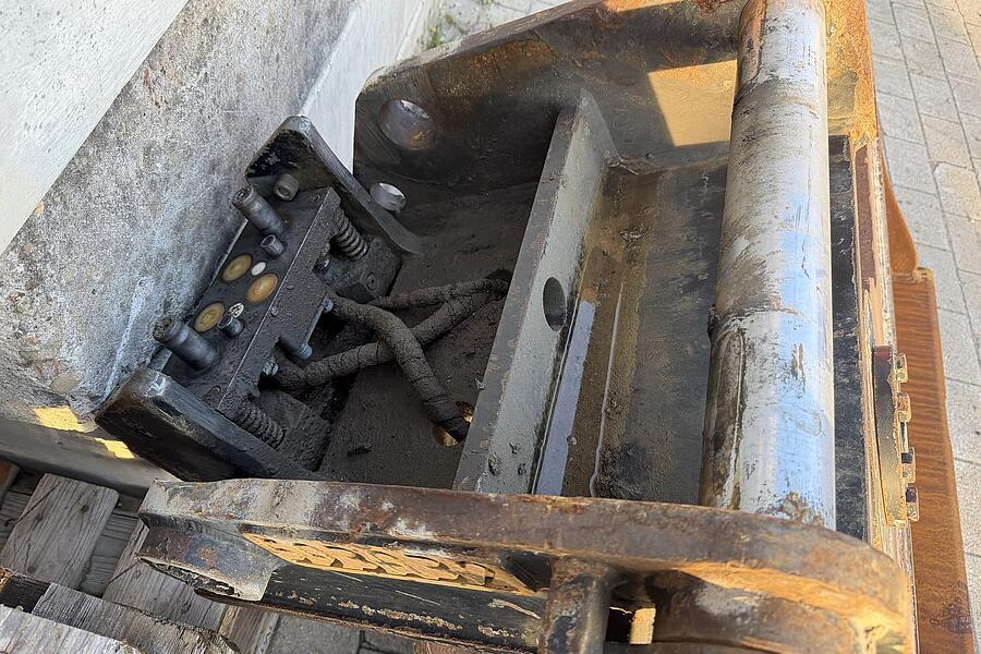 Liebherr GRL 2000 - Likufix SW 48