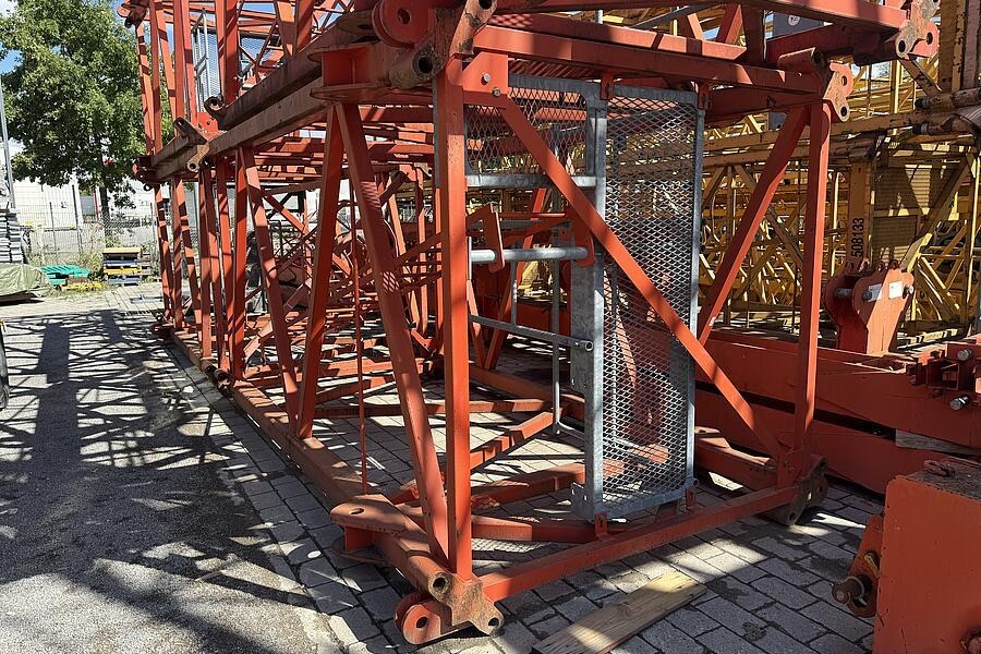 Liebherr Kletterturmstück 256HC, L=4,14m/ Climbing tower se