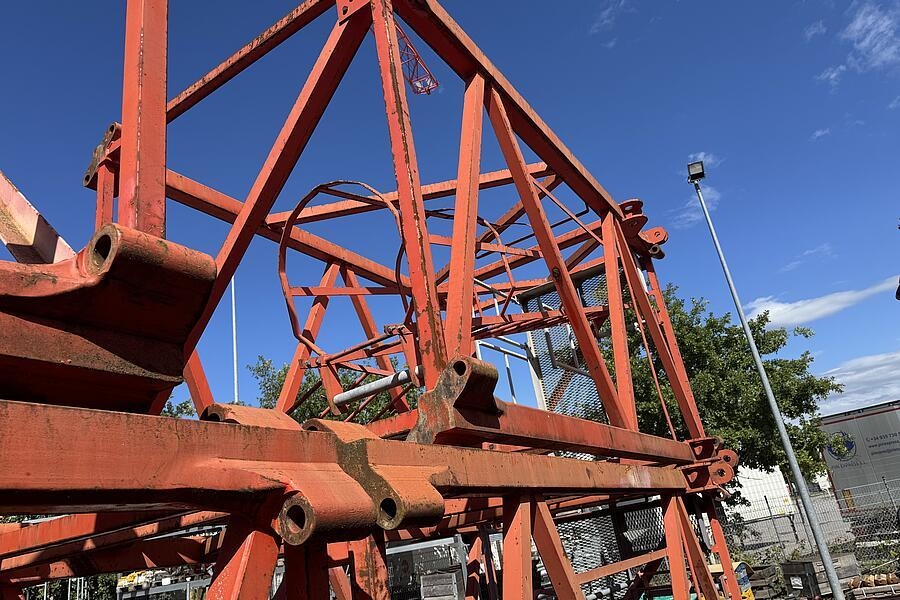 Liebherr Kletterturmstück 256HC, L=4,14m/ Climbing tower se