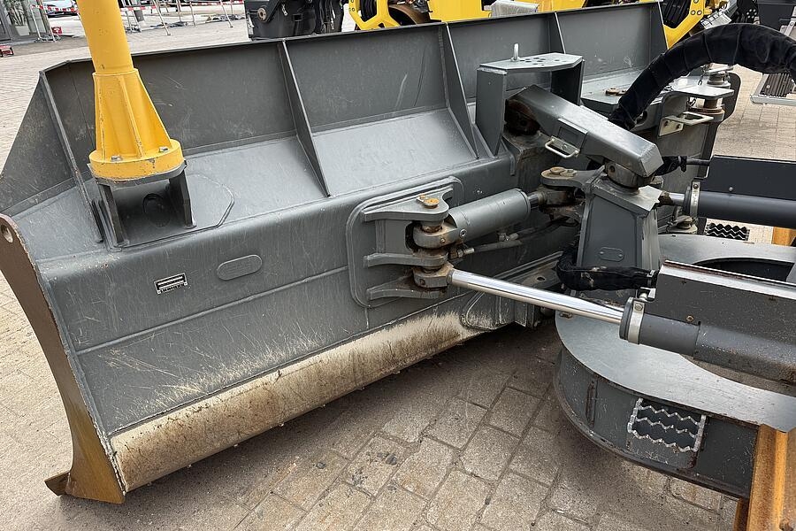 Liebherr PR 716 LGP G6.0 + Trimble GPS