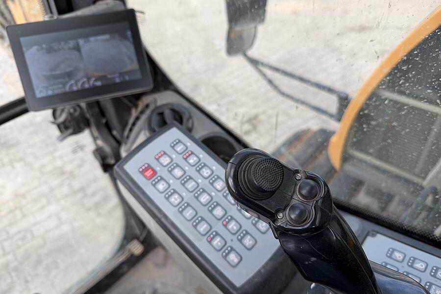 Liebherr R 914 Compact K-S OilQuick