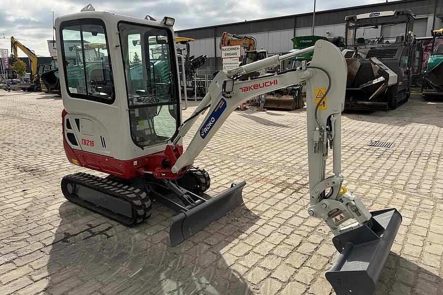 Takeuchi TB 216 V4