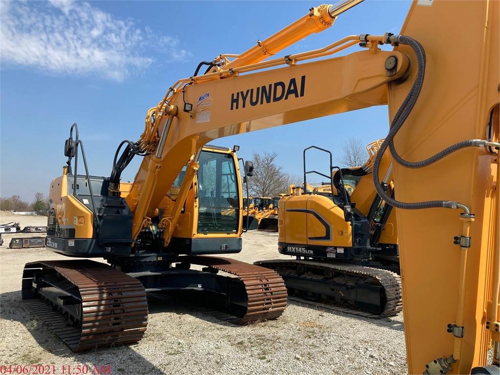 Hyundai ROBEX 235 LCR9A sn HZ613AF0000093 Crawler Excavators