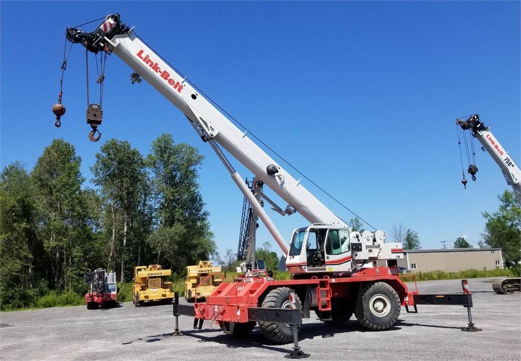 LinkBelt RTC8065 II sn J9K22809 Rough Terrain Cranes