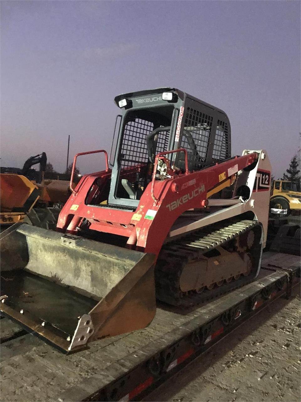 Takeuchi TL12 sn 201201873 Skid Steer Loaders Construction