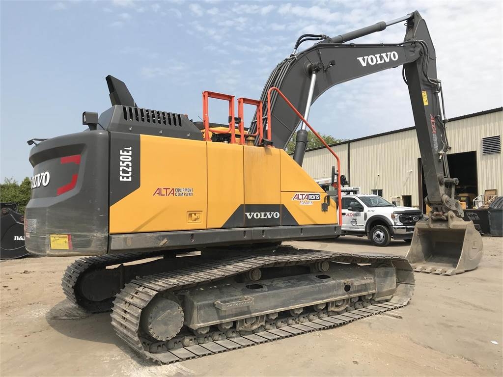 Экскаватор volvo ec250dl